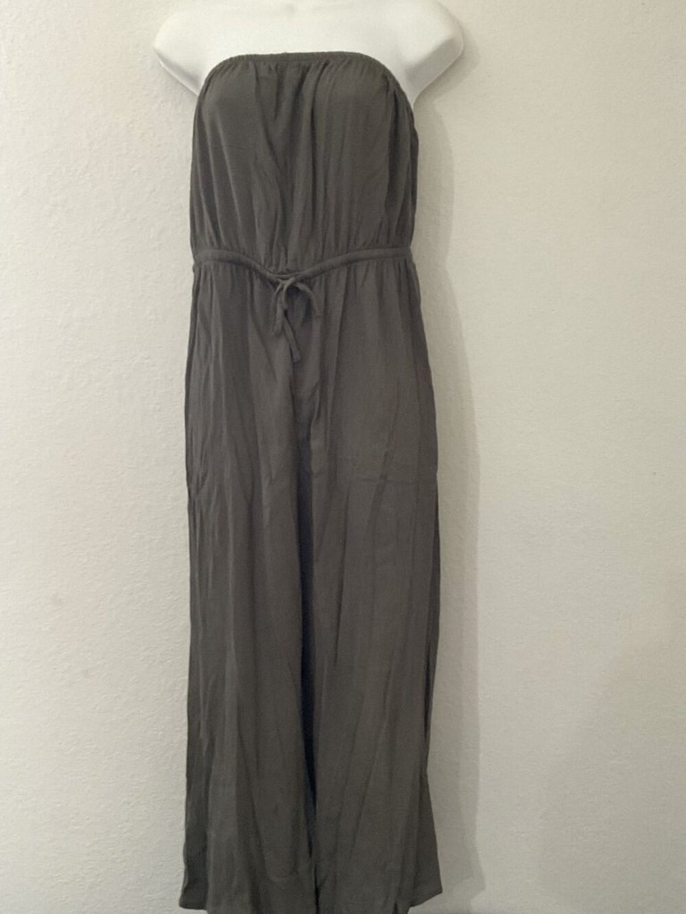 RUE21 OLIVE STRAPLESS FLOWY JUMPSUIT ELASTIC WAIST LARGE